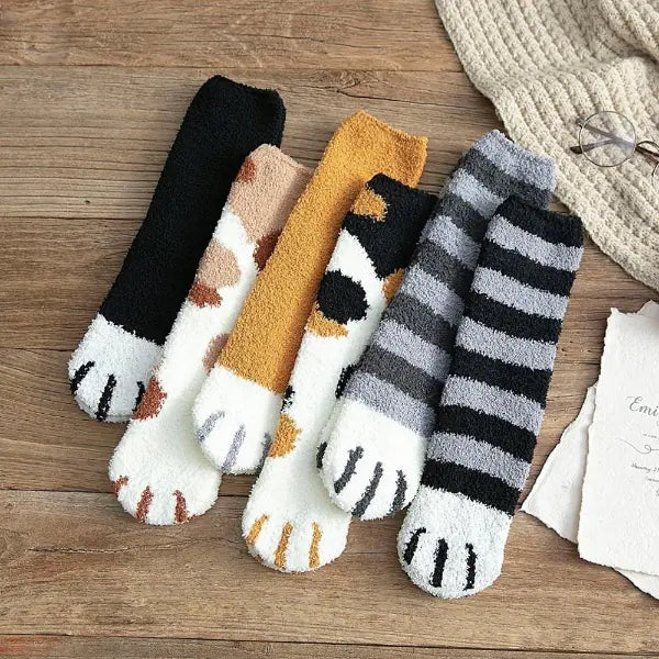 Découvrez Nos Chaussettes Pattes de Chat : Alliez Confort et Discrétion